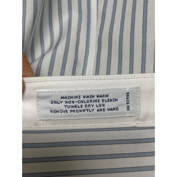 Bundle of 3 Career Shirts, Brooks Brothers, Ann Taylor, Banana Republic - Picture 14 of 14